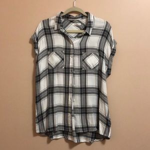 Short sleeved flannel